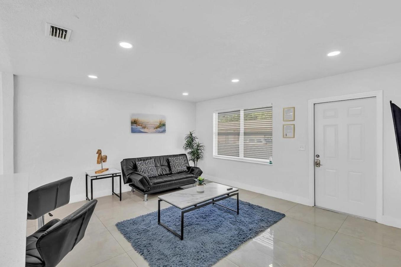 2 Bdrm Modern House Mins From & Casino Hb1 Hallandale Beach